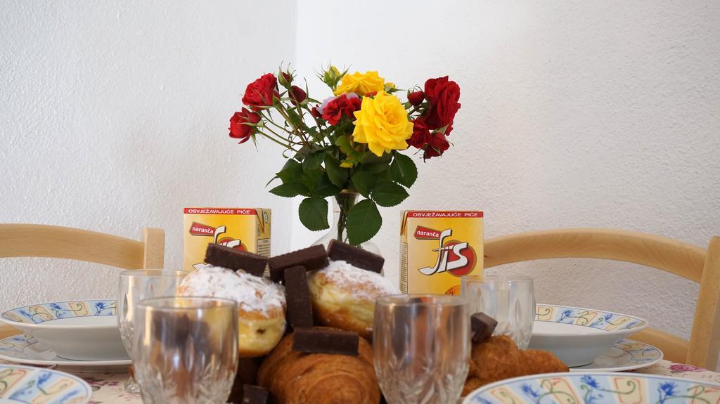 Apartments Red Rose Hoek van Holland Ngoại thất bức ảnh